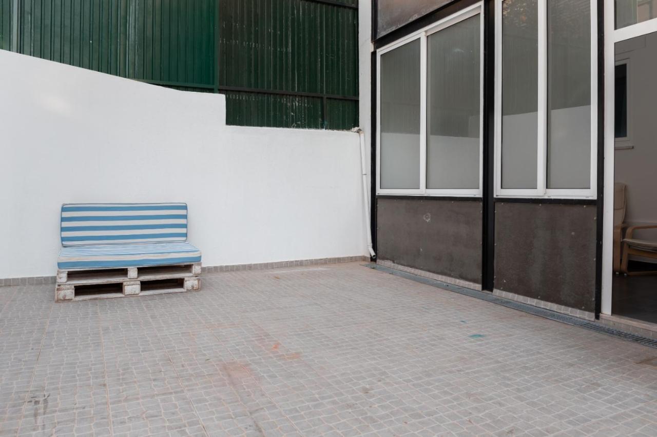 Entrecampos - Two Bedroom Apartment With Terrace Lisbon Bagian luar foto