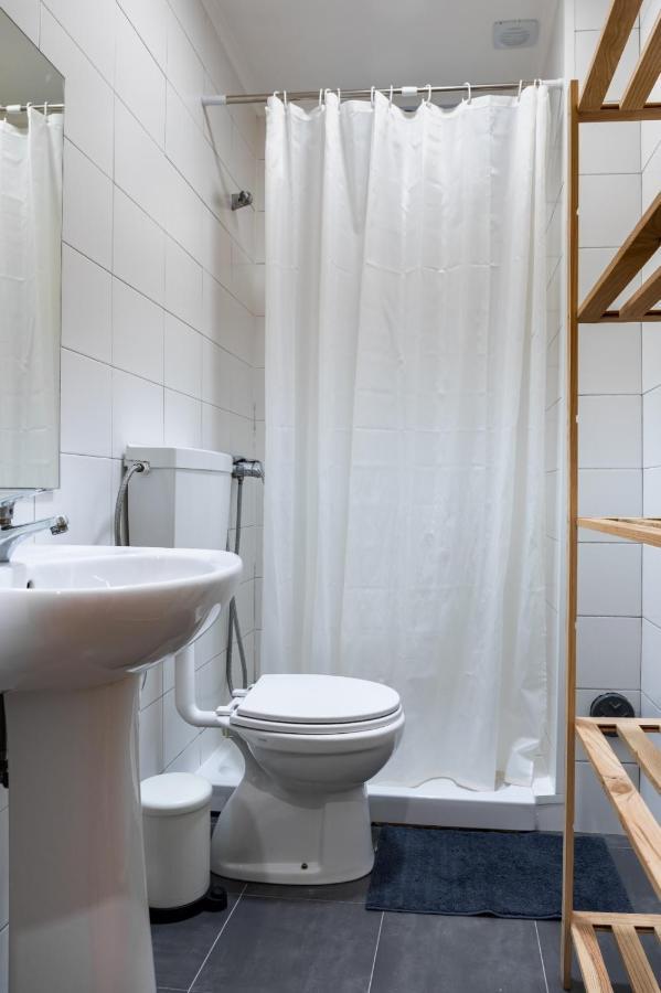 Entrecampos - Two Bedroom Apartment With Terrace Lisbon Bagian luar foto